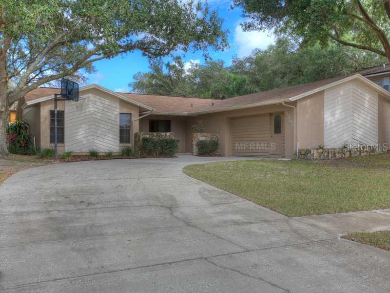2302 Windsor Oaks Ave., Lutz, FL 33549