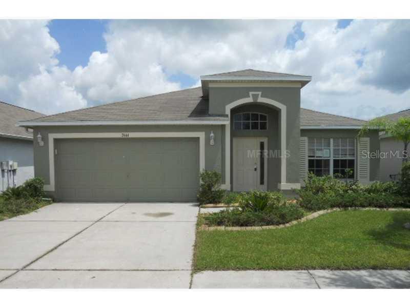 7444 Tower Bridge Dr., Zephyrhills, FL 33545