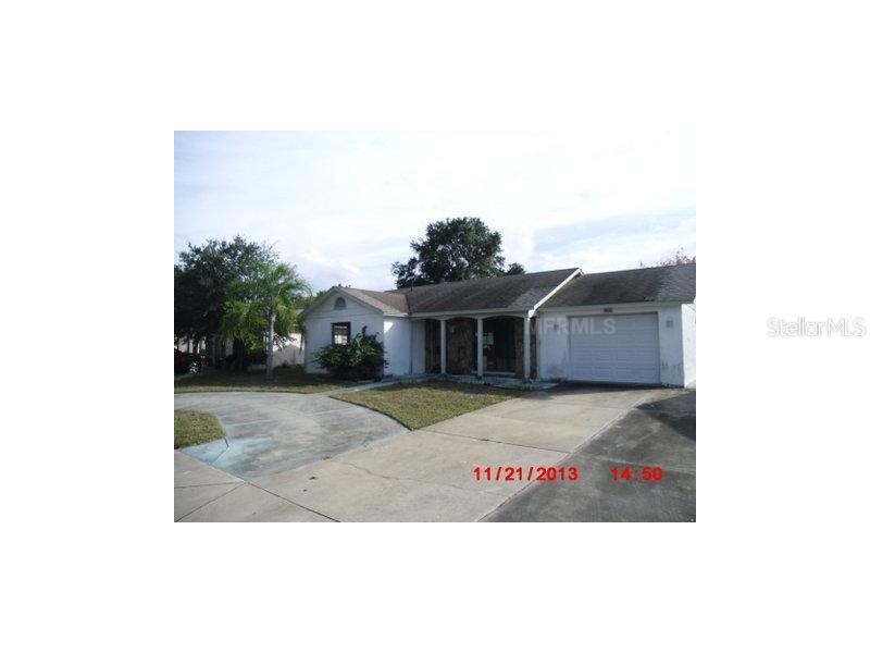 7420 Fairfax Dr., Port Richey, FL 34668