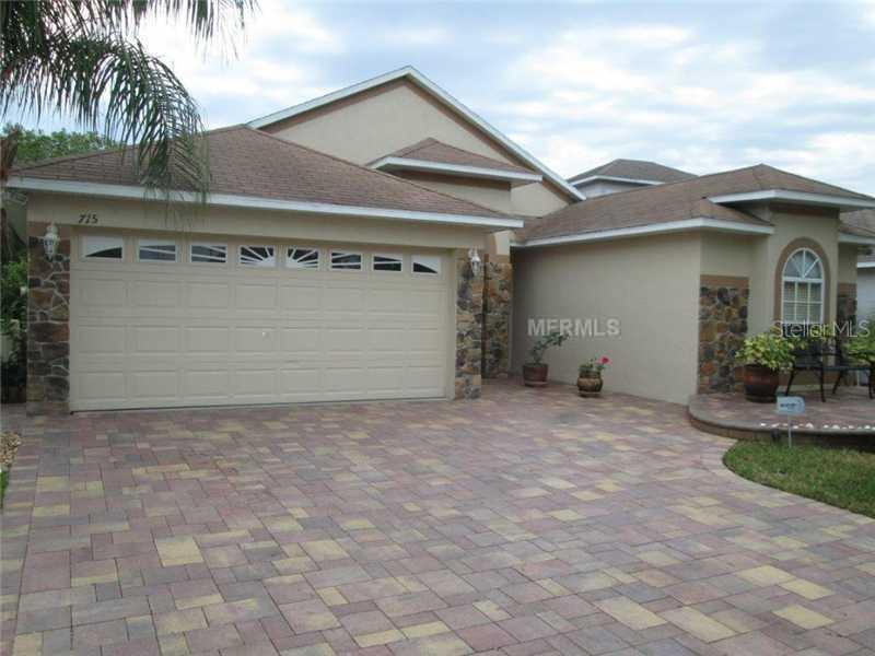 715 Straw Lake Dr., Brandon, FL 33510