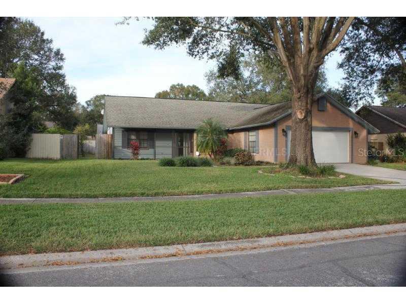 1612 Dawnridge Ct., Brandon, FL 33510