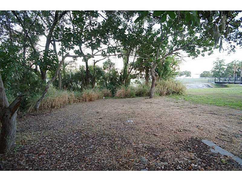 1926 42nd St., St Petersburg, FL 33711