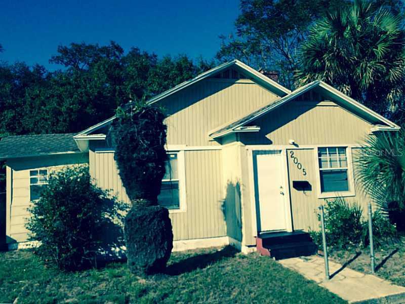2005 Auburn St., St Petersburg, FL 33712