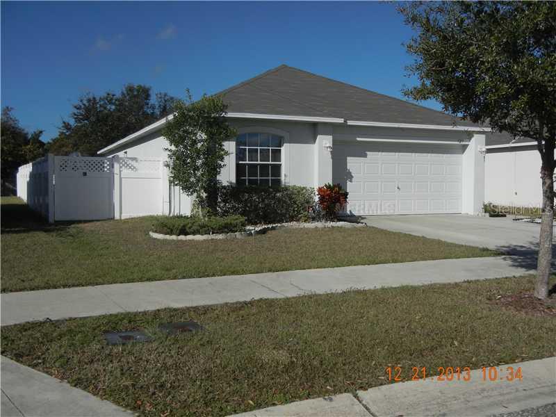 927 Brenton Leaf Dr., Ruskin, FL 33570