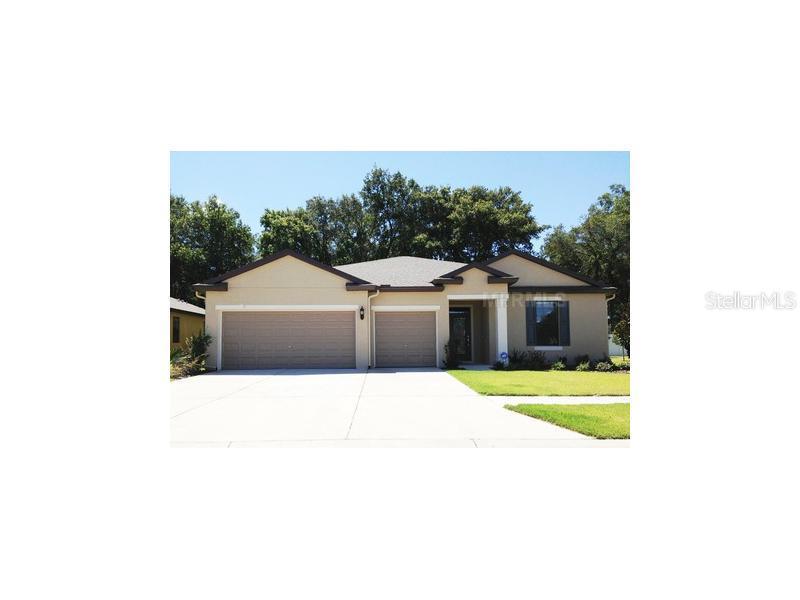2118 Landside Dr., Valrico, FL 33594