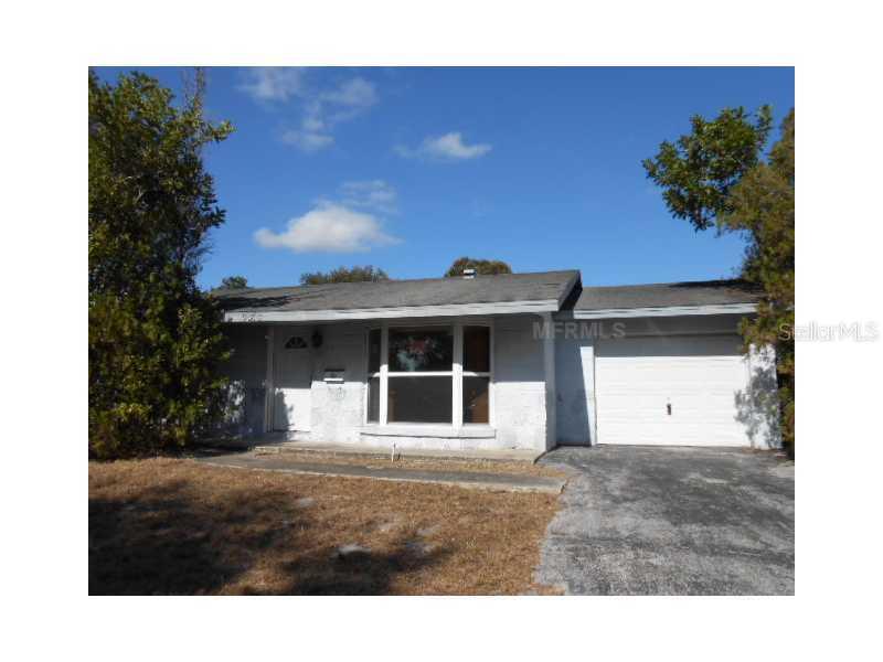 6878 22nd Cir., St Petersburg, FL 33702