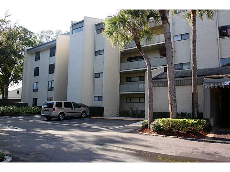 13618 Greenfield Dr. #202, Tampa, FL 33618