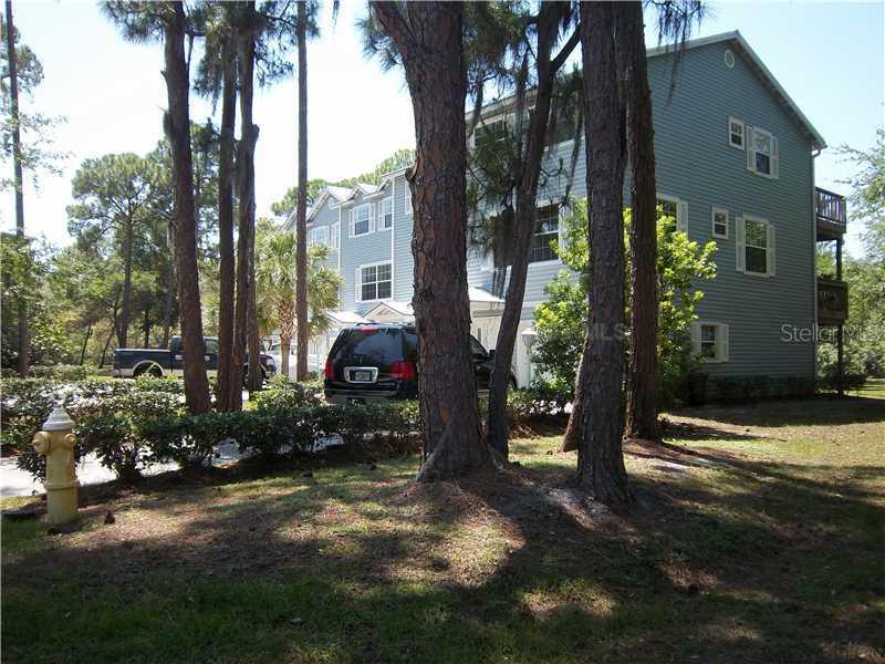 536 Ryans Woods Ln., Palm Harbor, FL 34683