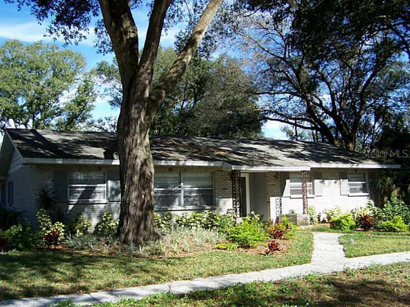 223 Mary Ellen Ave., Seffner, FL 33584