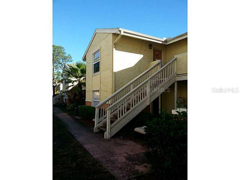 8415 Sycamore Tree Dr. #202A, Tampa, FL 33614