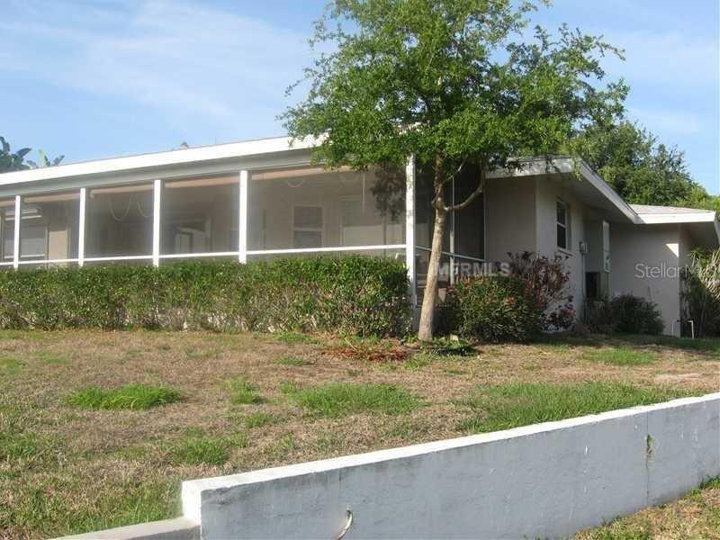 270 Magnolia Ave., Englewood, FL 34223