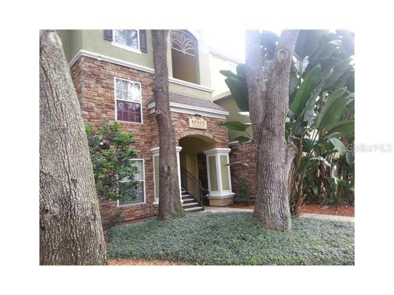10101 Courtney Palms Blvd. #302, Tampa, FL 33619
