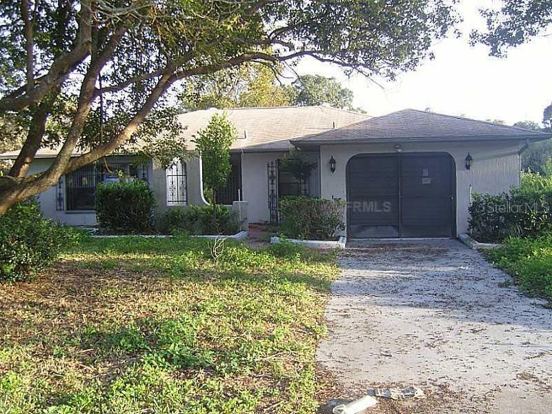 8172 Roycrest Ln., Spring Hill, FL 34606