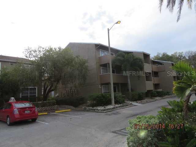 8624 Postwood Cir. #305, Tampa, FL 33614