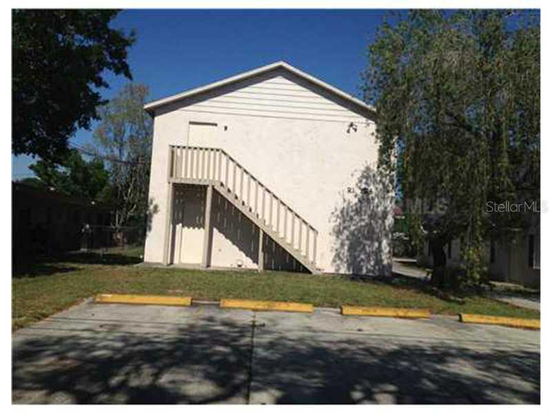 8315 N 39th St., Tampa, FL 33604