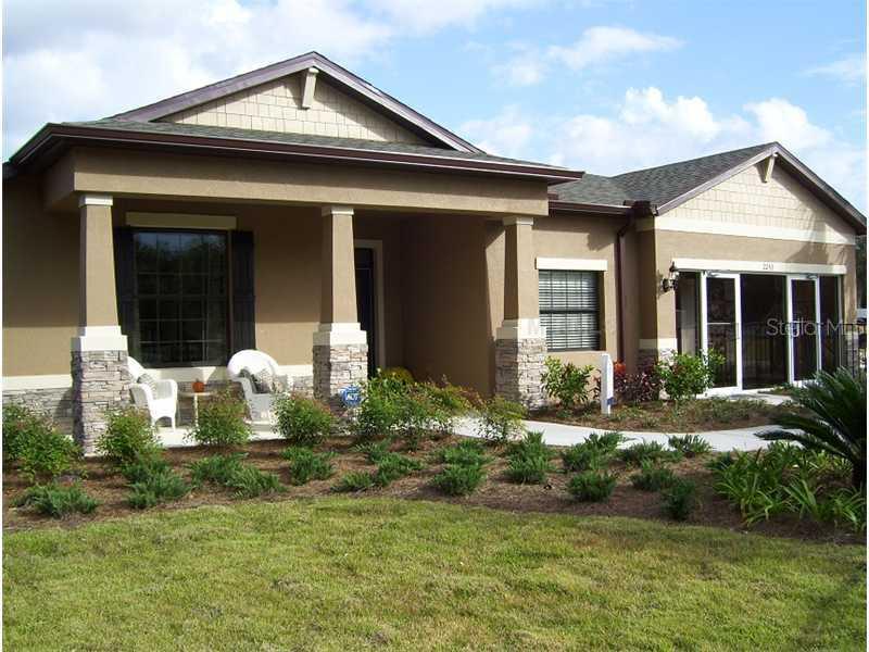 2253 Landside Dr., Valrico, FL 33594