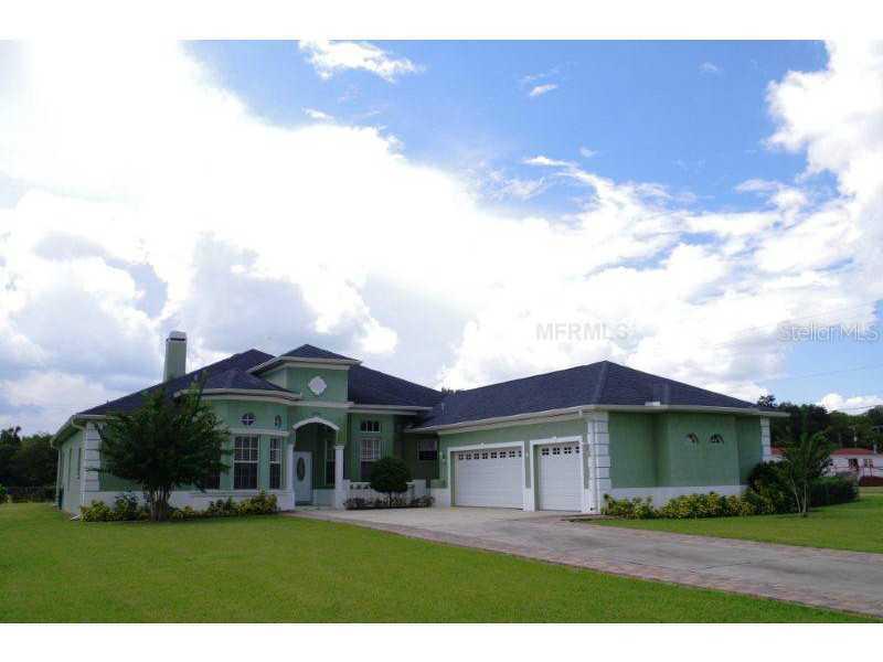 3707 Kendrick Ct., Plant City, FL 33566