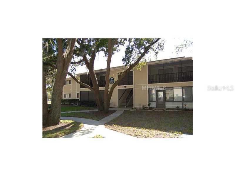 6015 Laketree Ln. #B, Temple Terrace, FL 33617