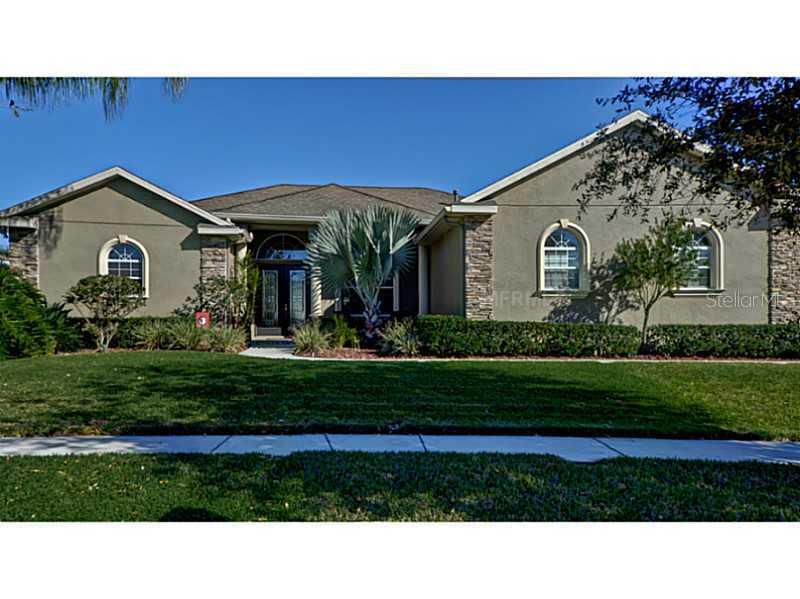 1002 Carriage Park Dr., Valrico, FL 33594