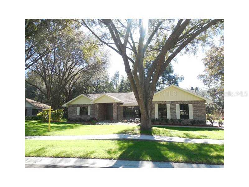 2305 Travis Robert Ave., Valrico, FL 33594