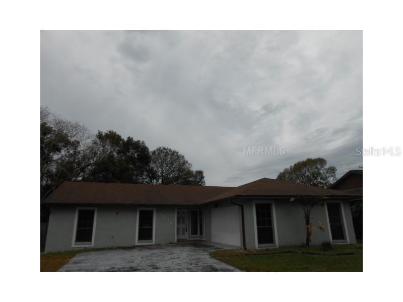17703 Sunrise Dr., Lutz, FL 33549