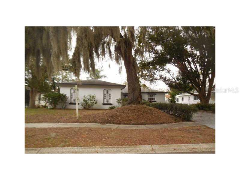 1202 Bristolwood St., Brandon, FL 33510