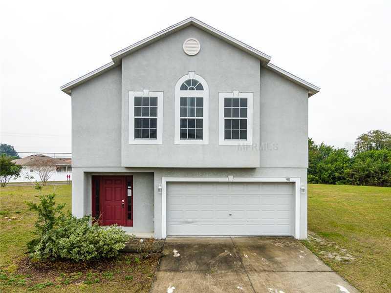 931 Brenton Leaf Dr., Ruskin, FL 33570