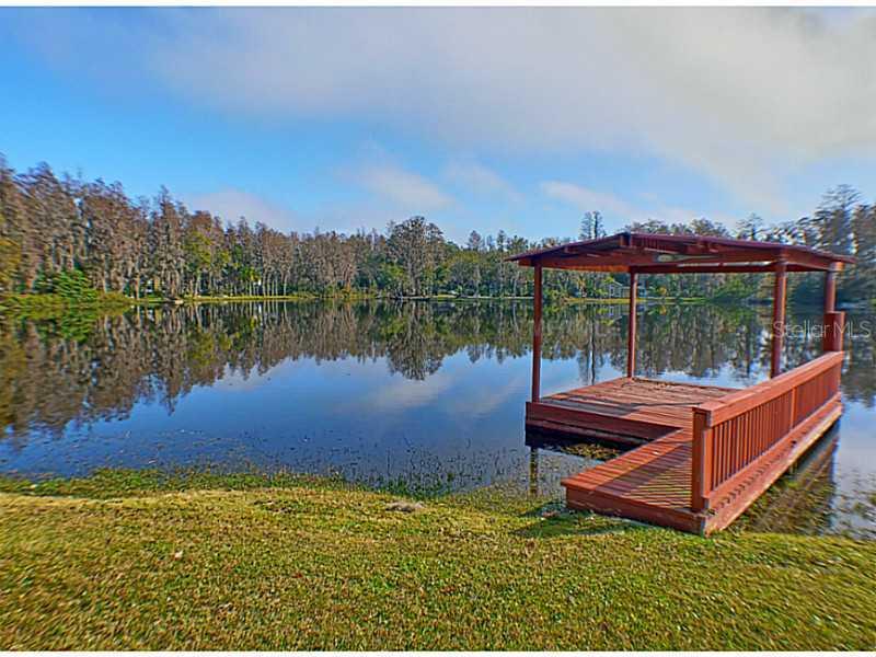 2803 Wilson Cir., Lutz, FL 33548