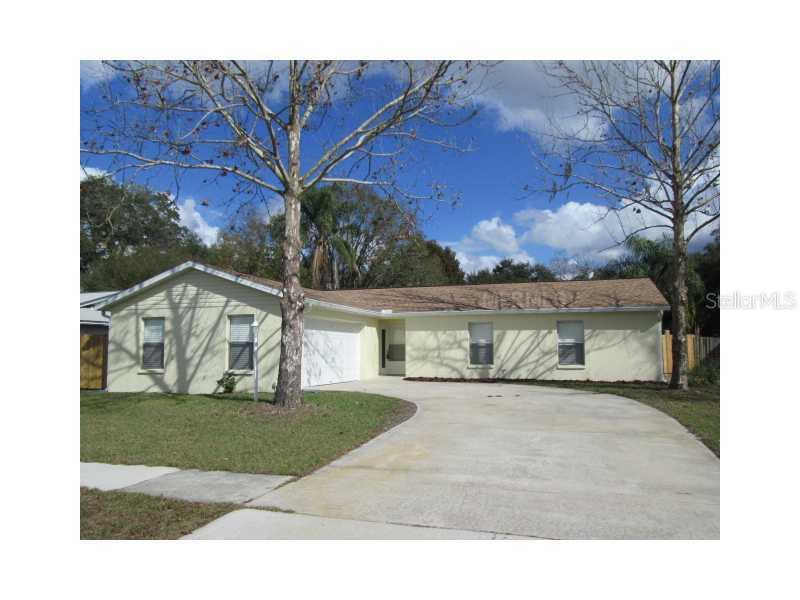 4012 Highgate Dr., Valrico, FL 33594