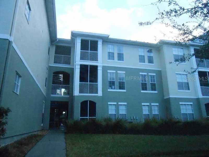 9320 Crescent Loop Cir. #203, Tampa, FL 33619