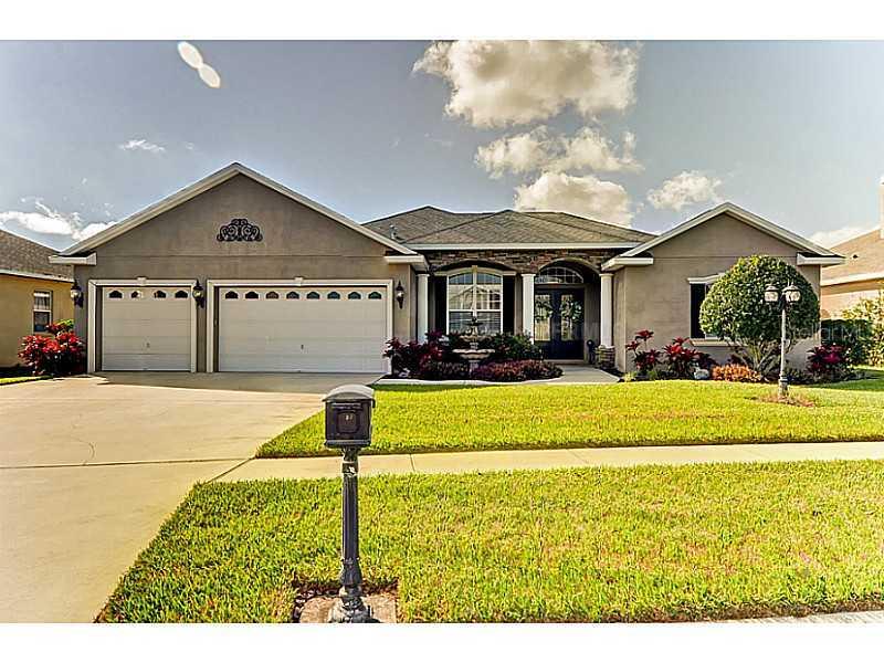 1019 Carriage Park Dr., Valrico, FL 33594