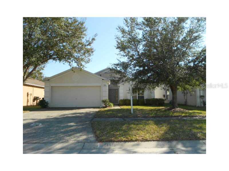 915 Summer Breeze Dr., Brandon, FL 33511