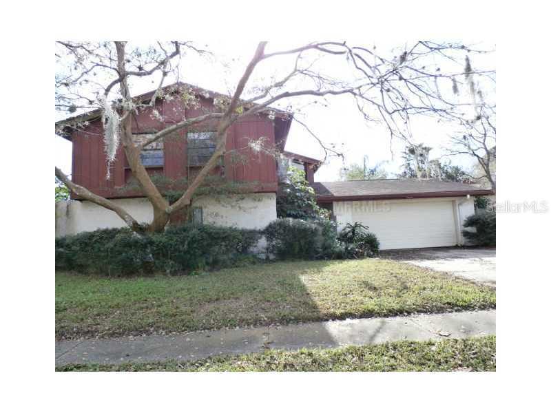 15604 Deerglen Dr., Tampa, FL 33624