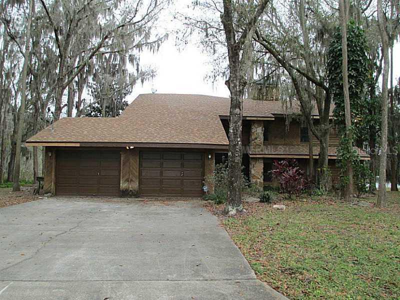 18209 Abbey Ln., Lutz, FL 33548