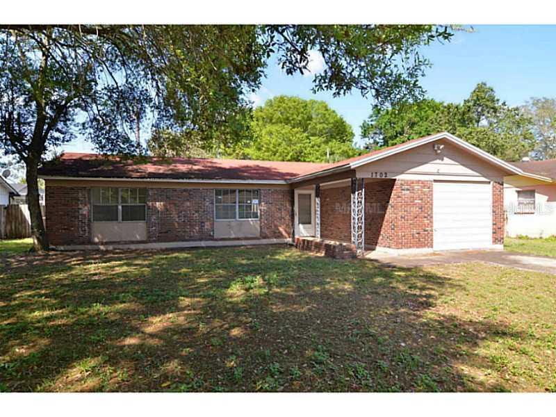 1702 Village Ct., Brandon, FL 33511