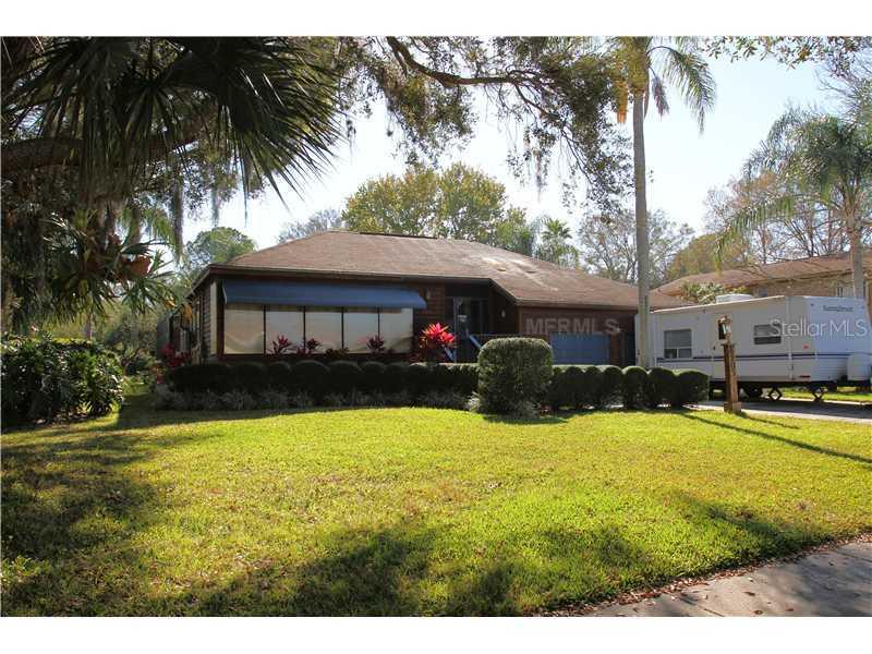 703 Shore Dr., Oldsmar, FL 34677