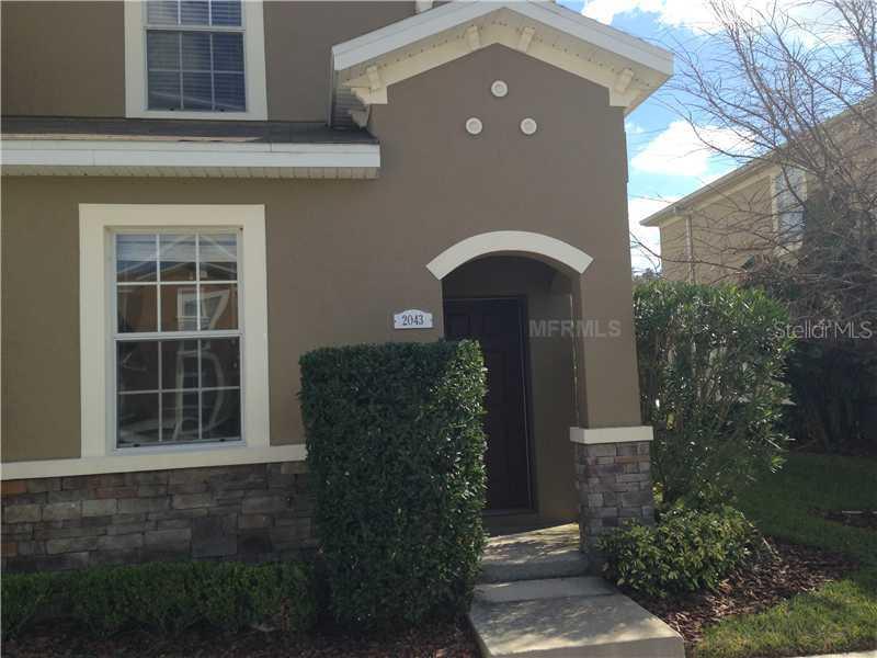 2043 Greenwood Valley Dr., Plant City, FL 33563