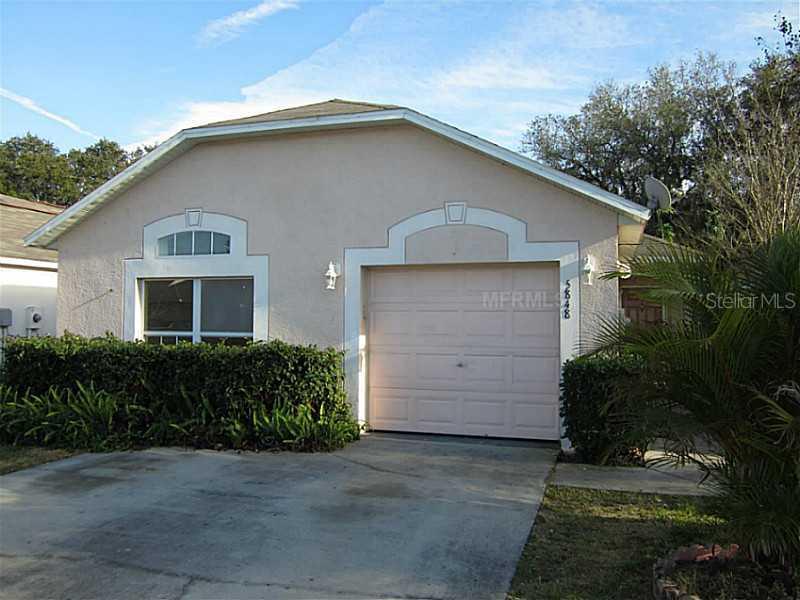 5848 Lake Front Dr., Zephyrhills, FL 33545