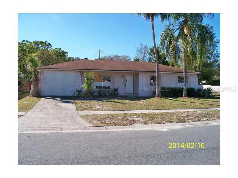 1221 Windsor Cir., Brandon, FL 33510