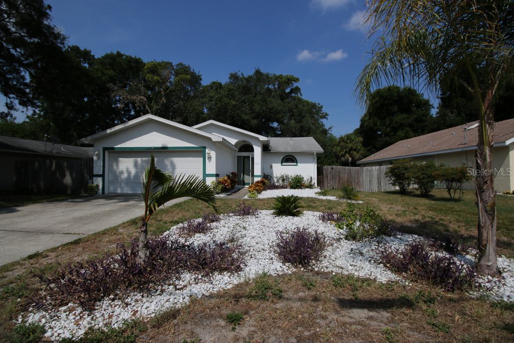 723 N Disston Ave., Tarpon Springs, FL 34689