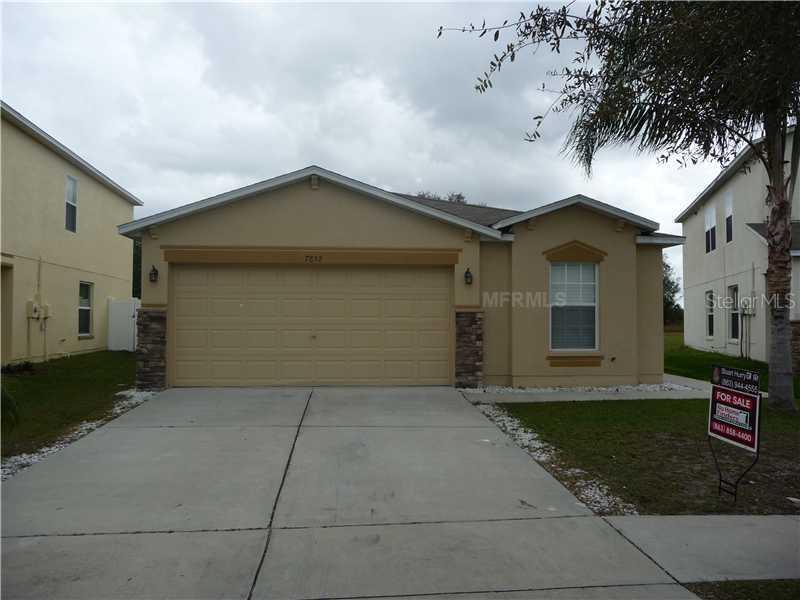 7852 Carriage Pointe Dr., Gibsonton, FL 33534