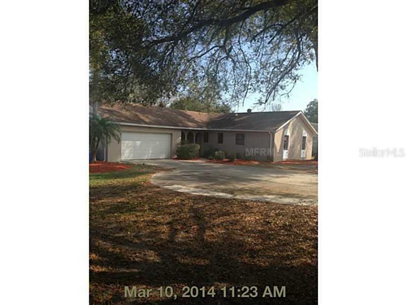 1002 Lady Guinevere Dr., Valrico, FL 33594