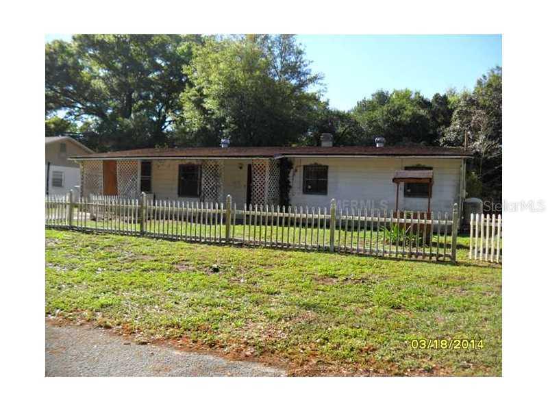909 Linwood Ter., Lutz, FL 33549