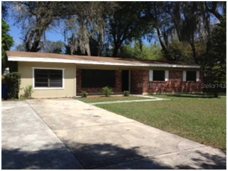 514 Greenbay Ave., Brandon, FL 33510