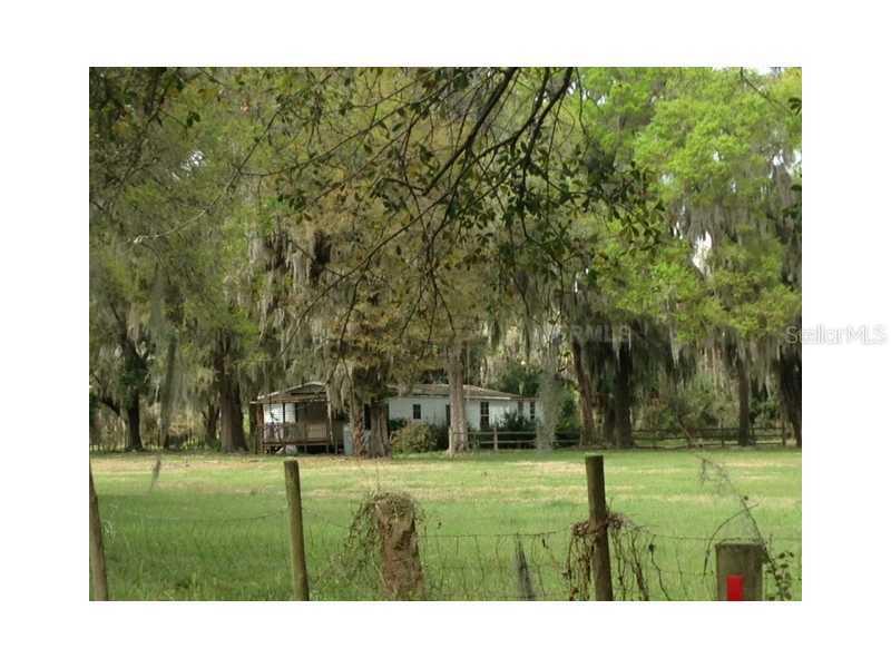 1925 Keysville Rd., Lithia, FL 33547