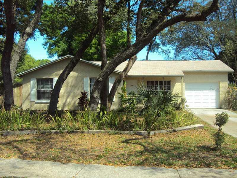 1311 Willow Valley Dr., Brandon, FL 33510