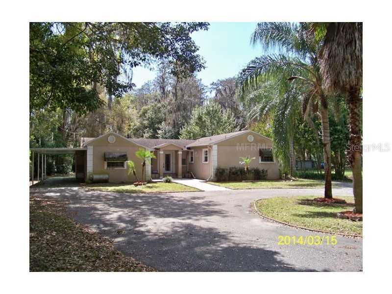 5618 Half Moon Lake Rd., Tampa, FL 33625