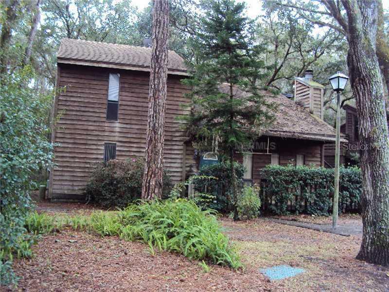 2611 Fiddlestick Cir. #17, Lutz, FL 33559