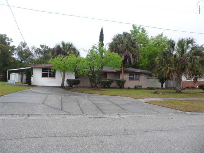 9621 Overlook Dr., Temple Terrace, FL 33617