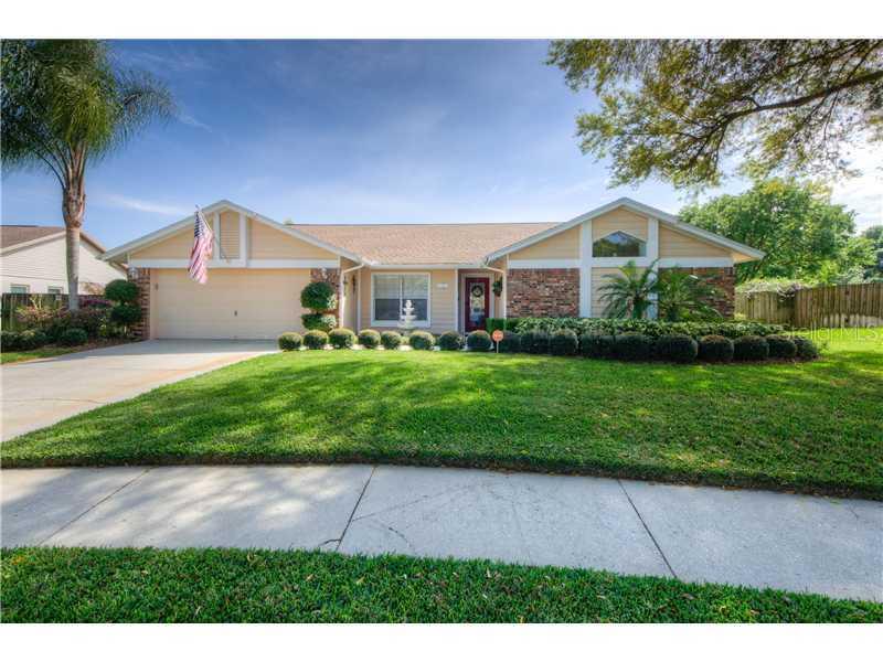 2816 Falling Leaves Dr., Valrico, FL 33596